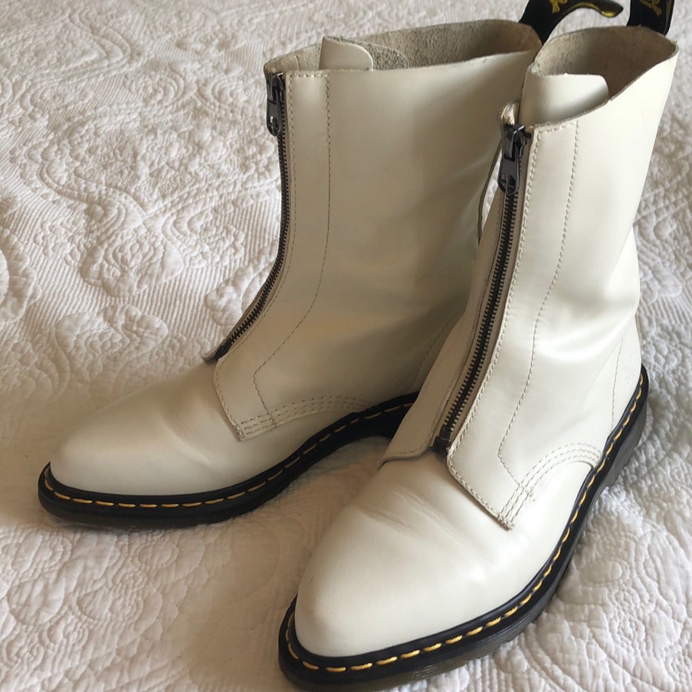 *SOLD* White Doc Martens Zena Boots